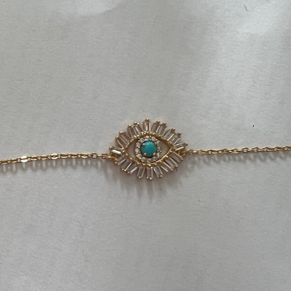 Eye bracelet